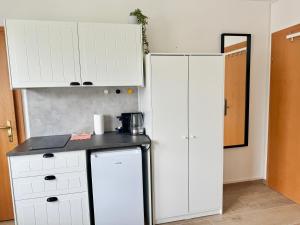 Cozy City Apartment - Free Parking & Fitness