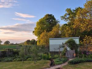 The Old Mill Shepherds Hut
