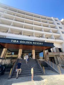 Stunning Newly Built Modern 2 DOUBLE bedroom and living room apartment with Beach Access and Pool in Hurghada, Egypt