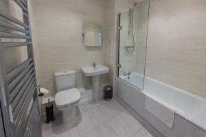 Four-Bedroom Holiday Home room in Campbell Park Serviced Properties - Shortstay MK