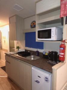 Bluebird Caravan, Golden Gate Holiday Park, Abergele