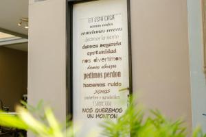 "Casa Amalia Apartamentos" Plaza Italia y Av Arístides a 50mts, lugar con jardín