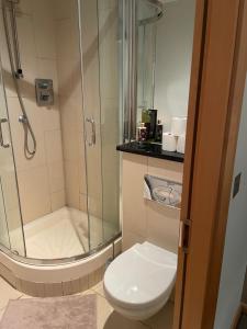 Modern Ensuite Double Bedroom