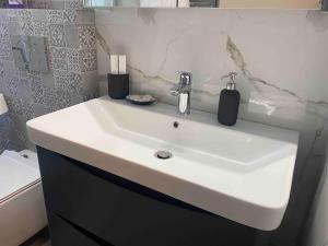 Newly Built Suite Apartment