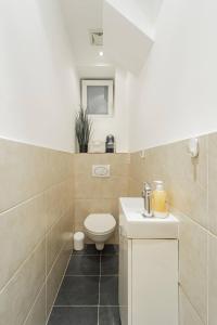 City Belvedere Apartment