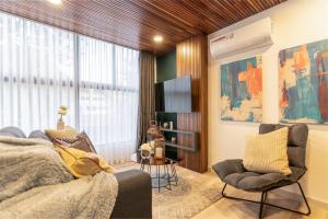 Manila Luxury Suites 301