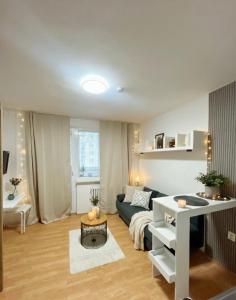 Cozy Apartment next to the train station and near the city center