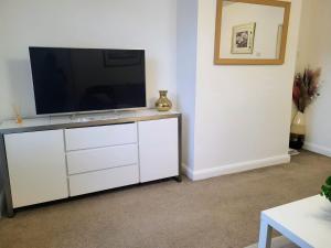 Modern North Shields Home - Perfect for Short or Long Stays