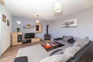 Ana-Lea Holiday house with private pool near Split