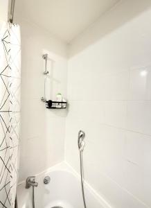 Functional studio 2 pax Close to La Défense