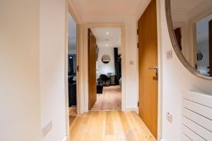 London 1BR Sleeps 6 - Near Stn