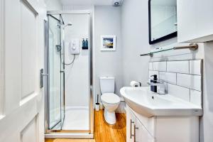 Graded Seaside Apt by the Harbour - Princess Red 2