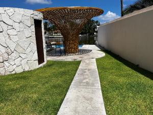 Isla del Amor apartment with river and beach access