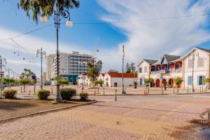 TelMar Port View - 10 minutes walk from Finikoudes