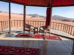 Starlit Wadi Rum camp