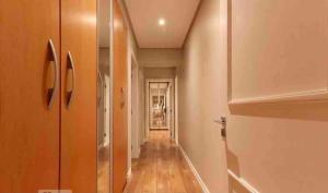 Apartamento grande Jardins Oscar Freire