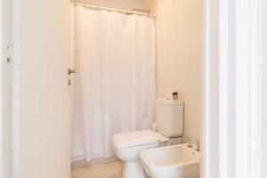 MOT Salvador B - Patio Grill & Pool