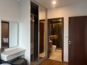 Downtown Pool Apartment 2 Bedrooms 2 Bathrooms Free Outdoor Pool Free Gym Pool View Cooking Available Monthly Rental Available 6F