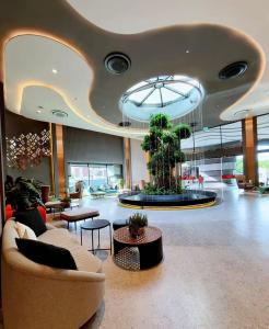 Downtown Pool Apartment 2 Bedrooms 2 Bathrooms Free Outdoor Pool Free Gym Pool View Cooking Available Monthly Rental Available 6F