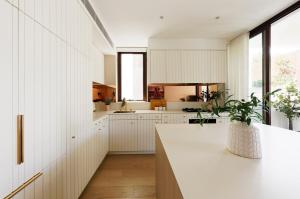 New & ModernCity Apartment