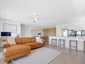 Ocean Outlook 4 on Marine Pde