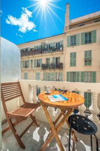 Magnifique - 2 chambres - Cœur de Nice avec Balcon