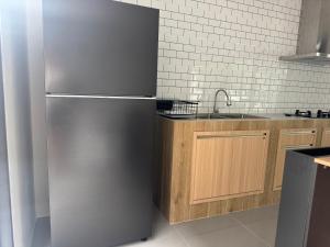 Glasshouse 2 - 2 bed house close to Chaloklum beach