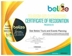 See Belize WATERSIDE Sea View Apt for 6 with Kitchen, Balcony, Infinity POOL & Overwater Deck, 2nd Floor