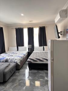 Mahzan on Dromana Private Master Bedroom - Shared House