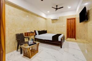 Collection O Tiruvannamalai Formerly Thangam Residency