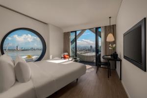 Caro Premium Danang Hotel