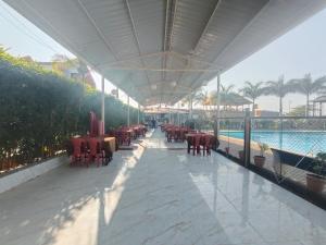 Rising Bliss Retreat Resort Dharwad