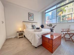 Stylish Cape Town Apartment in Creative District