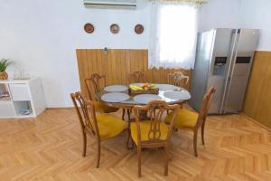 large & spacious apartment with fantastic views