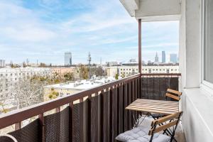 Lumina I 2BR Apartment with Balcony I near Center of Warsaw