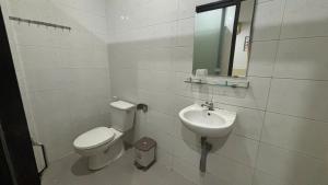 95 Lam Son Hotel - Near Tan Son Nhat Airport