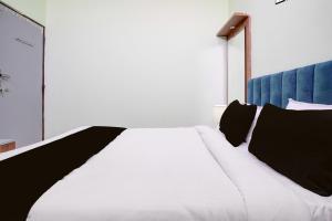 Hotel O Satara Bypass Formerly Sairaj Lodging