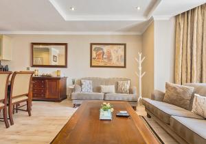 Luxury 1-Bedroom at Michelangelo Towers