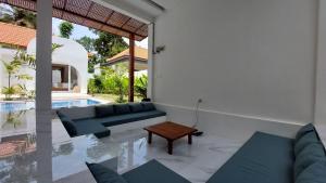 Ni Luwed Villa # Modern Tropical 2BR Private Pool
