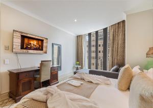 Luxury 1-Bedroom at Michelangelo Towers