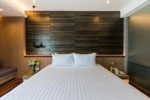 Sea Me Spring Tree Hotel