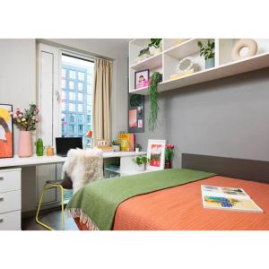 Student only Pleasant Ensuite Stapleton House near London Metropolitan University and Emirates Stadium