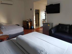 Nangrong garden home