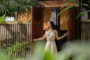 Home Phutoey River Kwai Hotspring & Nature Resort