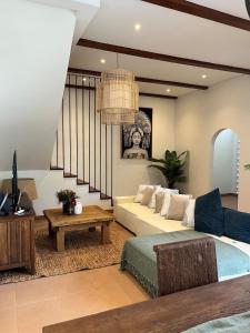 Casa Andaluz 2 Canggu - 2BR Stable View Pool Villa