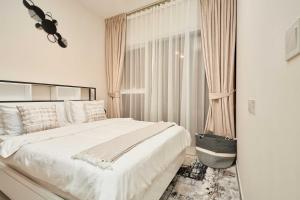 Cosy 1 Bedroom in Damac Hills | OFEX