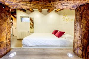 Cozy Attic in the City Center of Soria