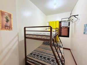 budget transient house near sm Lucena 6pax