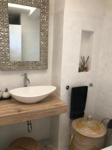 Villa Giusy con piscina privata e vista spettacolare sul mare breathtaking sea view