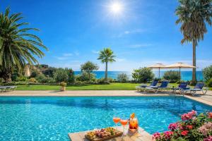Ocean Bliss II- Panoramic Sea View - 20m to Beach - 2 Swimming Pools - Private Parking